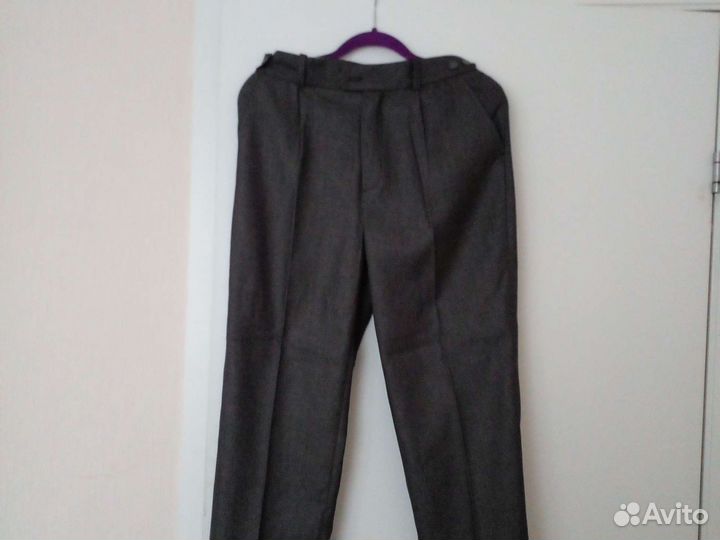 Брючный костюм подростка