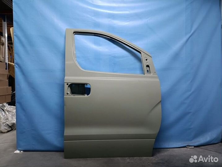 Дверь передняя правая Hyundai H1/Grand Starex 2