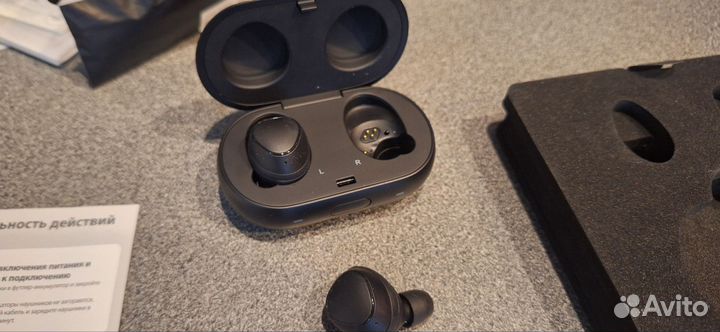 Наушники беспроводные Samsung gear iconx