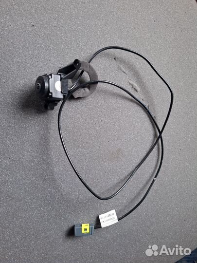 Камера в зеркало geely tugella