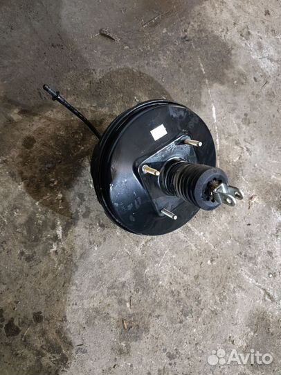 Вакуумный усилитель тормозов Toyota Corolla 120