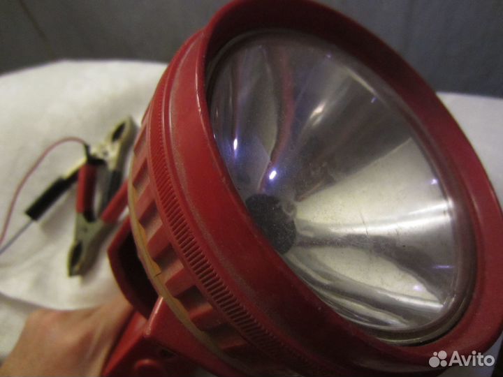 Фонарь с проводом