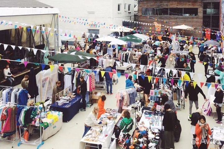 Продавец-представитель на мероприятие