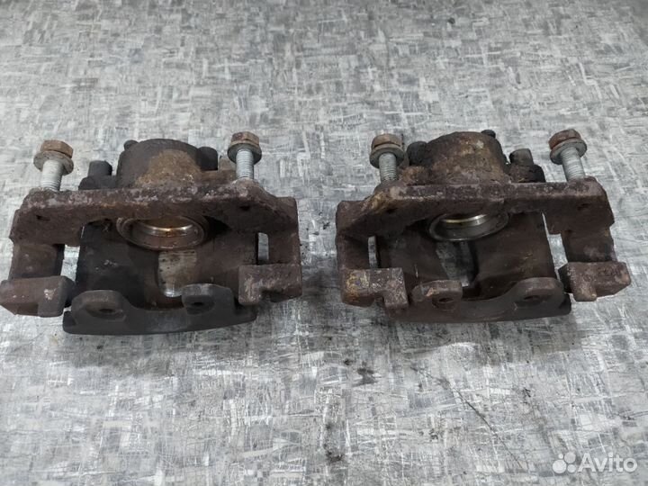 Пер. Тормоза Крайслер Вояджер Додж караван 01-07