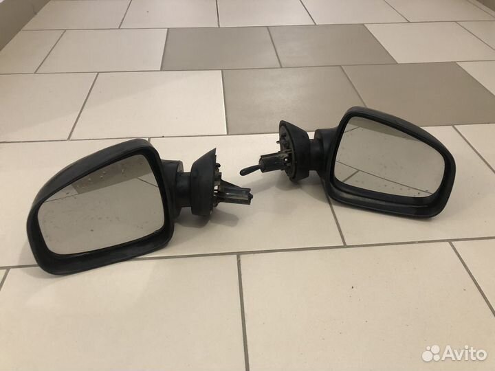 Зеркало sandero 1 левое правое