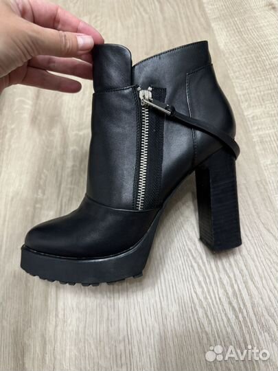 Ботинки демисезонные