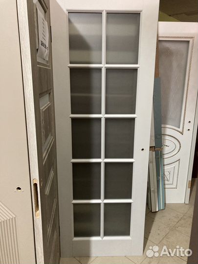 Межкомнатные двери витрина