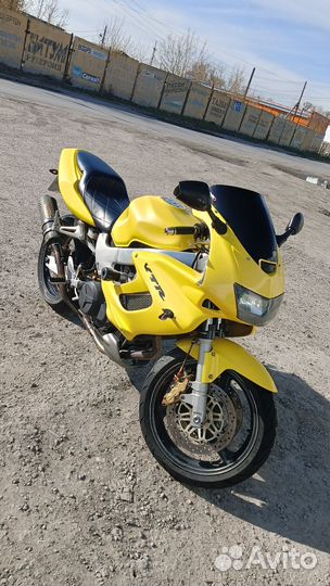 Honda VTR 1000F