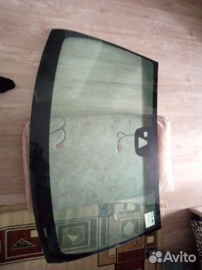 Лобовое стекло на Мерседес класса W212 4D sedan