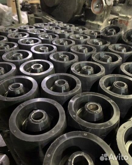 Ролик боковой поддержки для лодочного