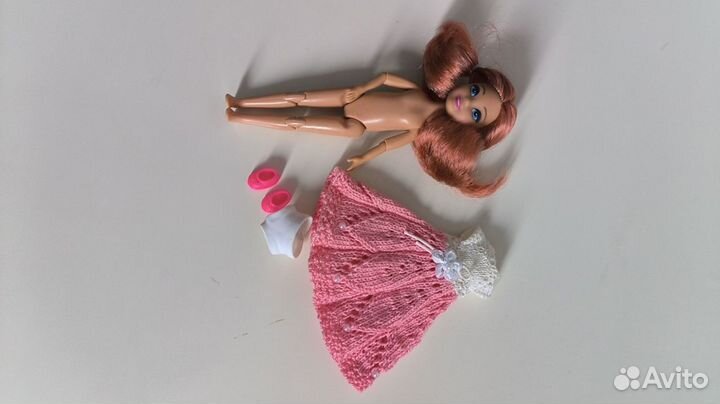 Кукла с одеждой