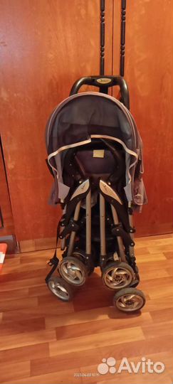 Прогулочная коляска трость