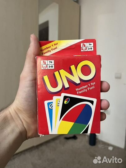Увлекательная настольная игра UNO
