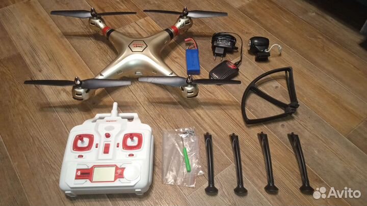 Квадрокоптер Syma X8HC