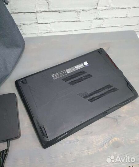Игровой ноутбук asus 17.3