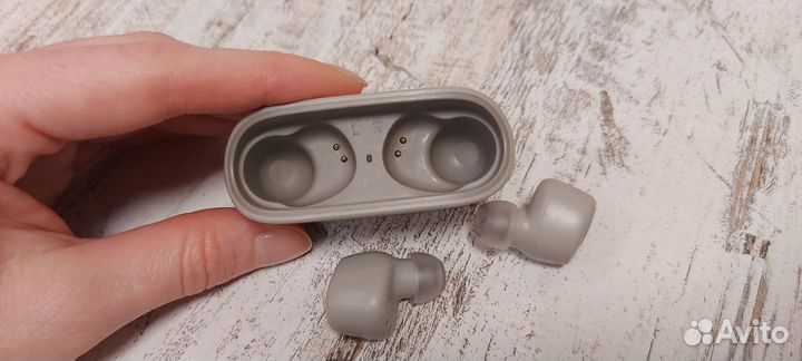 Наушники JBL wave100