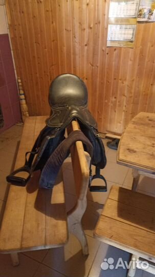 Седло для лошади универсальное