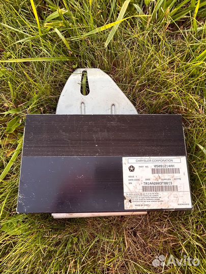 Усилитель звука jeep grand cherokee wk2