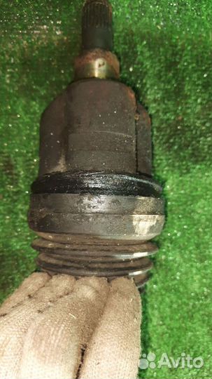 Полуось (приводной вал, шрус) Chevrolet Blazer