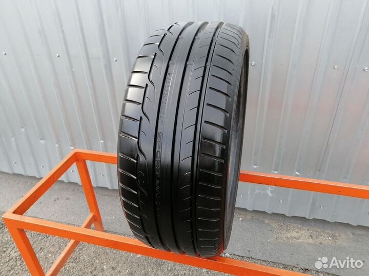 Dunlop SP Sport Maxx RT 215/40 R17 95V