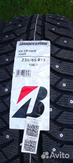 Bridgestone Ice Cruiser 7000S 235/65 R17 108T
