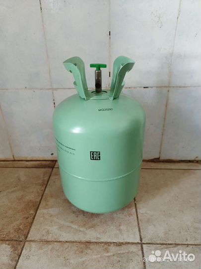 Пустые баллоны из под фреона