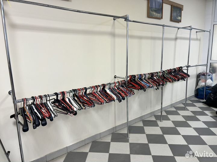 Вешало напольное