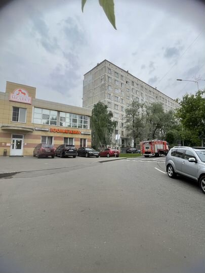 Здание, 680 м²