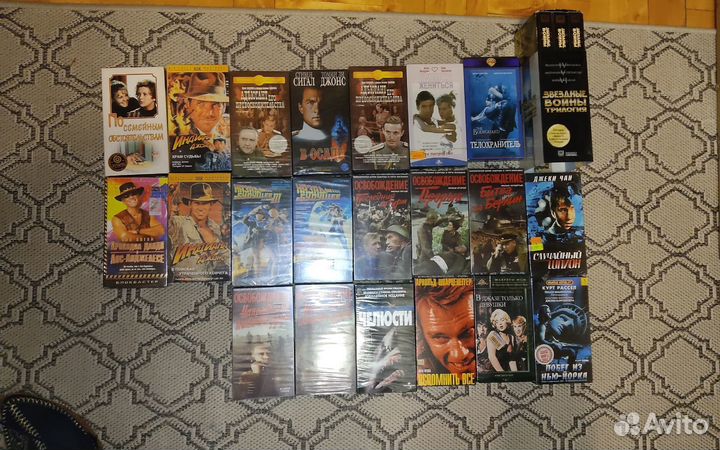 VHS кассеты с фильмами