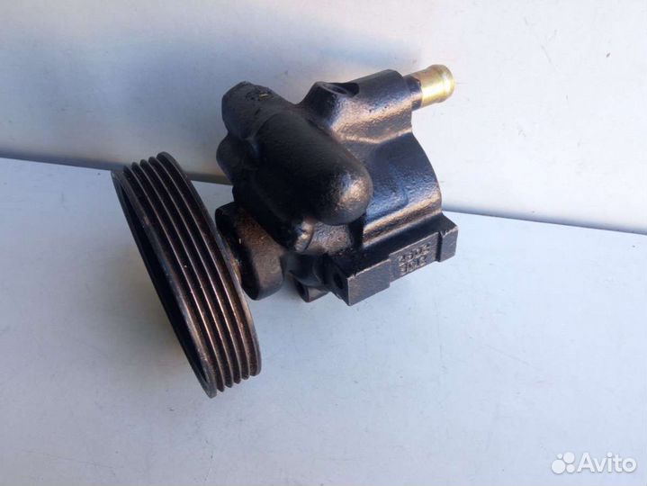 Насос гур Renault Clio 2 865697E