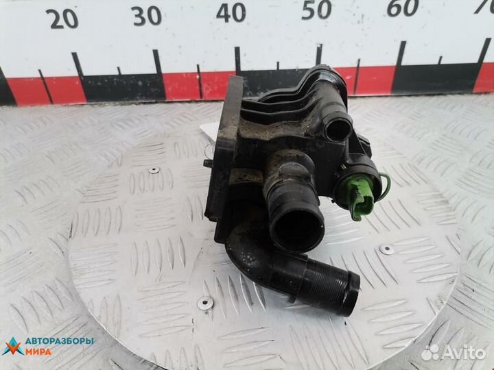 Корпус термостата Ford C-Max рест. 2010 1675627