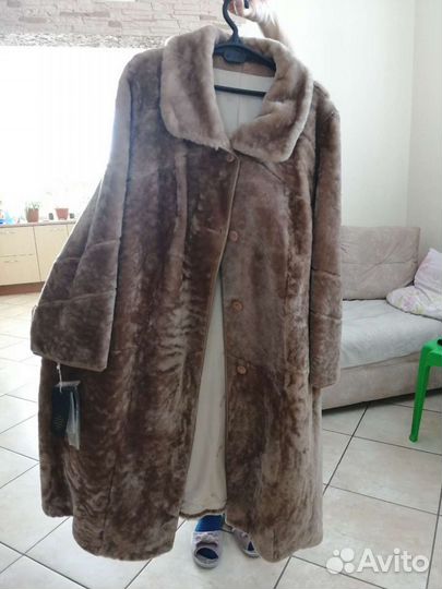 Шуба мутоновая новая