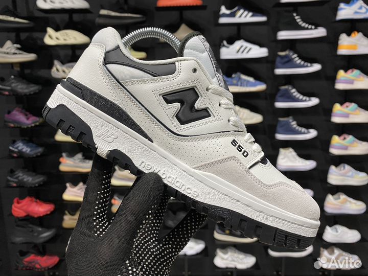 Кроссовки New Balance 550 White/Black