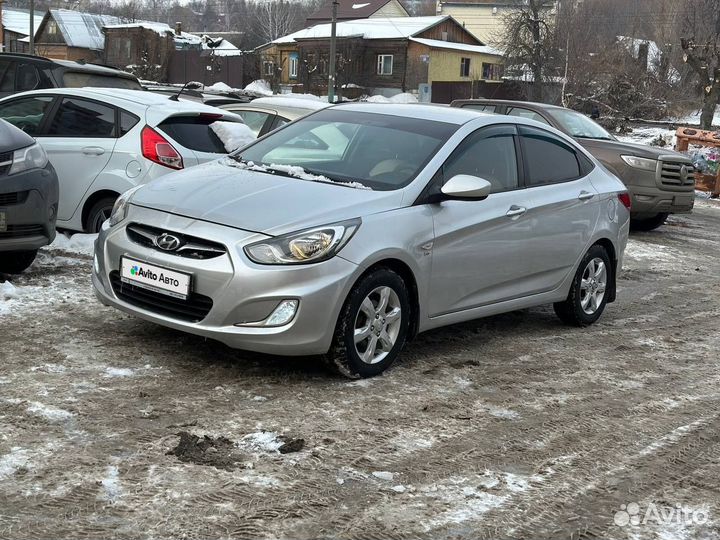 Hyundai Solaris 1.6 AT, 2012, 180 000 км