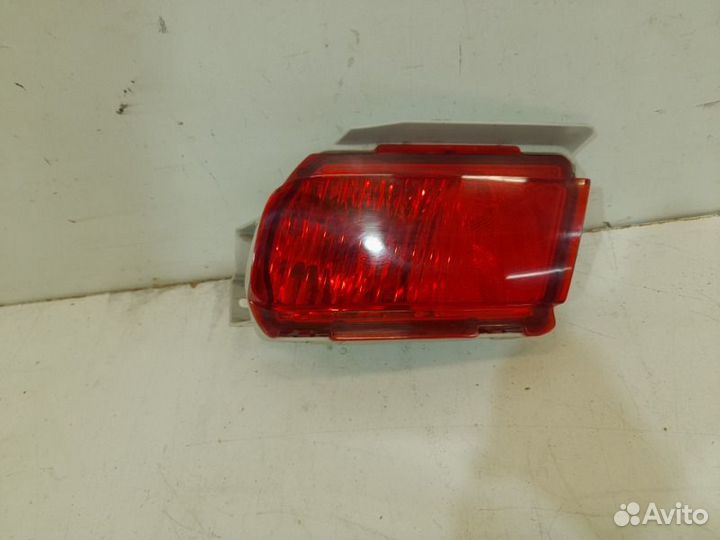 Фонарь противотуманный задний левый Toyota Land