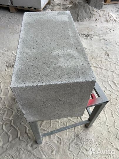 Газобетонные блоки в наличии Д 500 600-300-100 мм