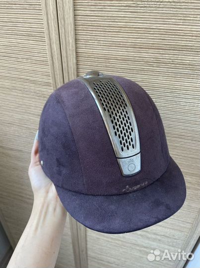 Шлем для конного спорта