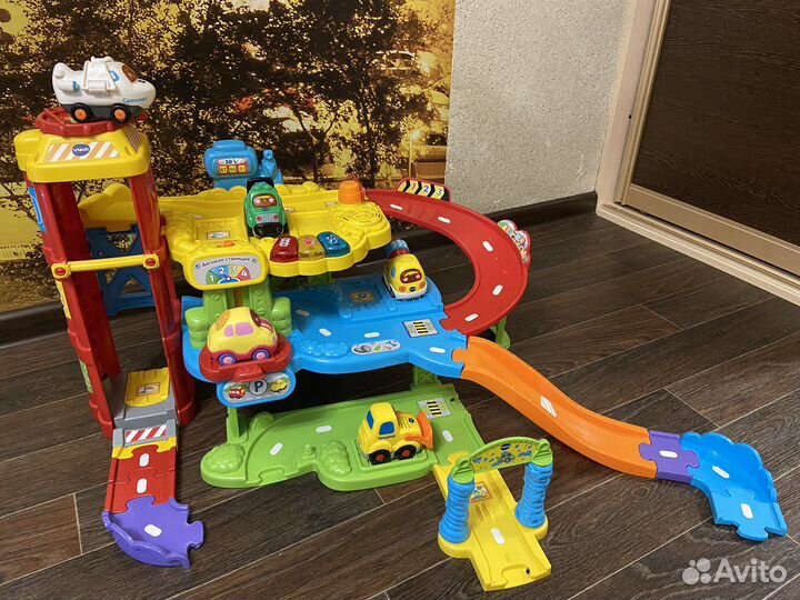 Трек парковка интерактивная vtech, машинки