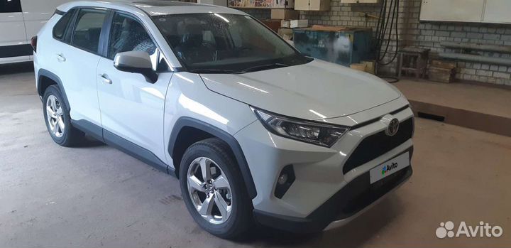 Toyota RAV4, 2022
