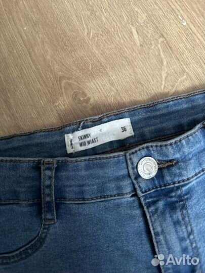 Джинсы женские