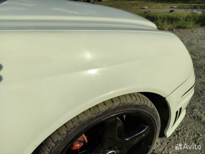 Крыло переднее правое Мерседес W211