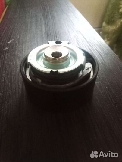 Натяжной ролик ремня грм chery фора
