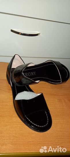 Босоножки женские 38 размер новые