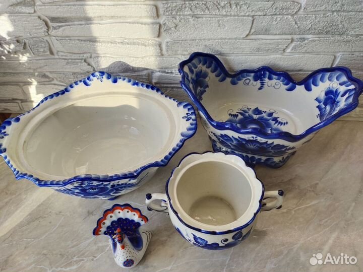 Посуда из гжели