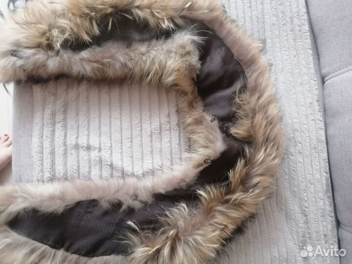 Меховой воротник енот