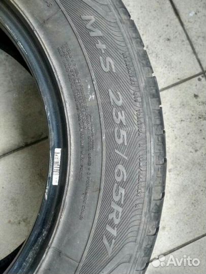 Goodyear Wrangler HP All Weather 235/65 R17