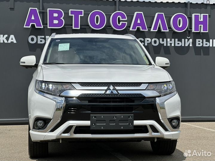 Mitsubishi Outlander 2.4 CVT, 2022, 1 км