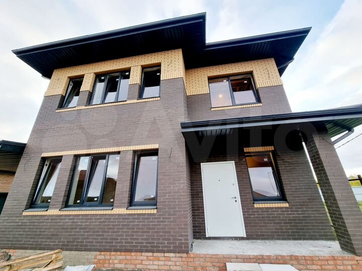 Дом 231 м² на участке 4 сот.