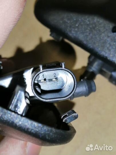 Форсунка омывателя 5G09559869B9 VW Tiguan