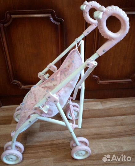 Коляска кукольная